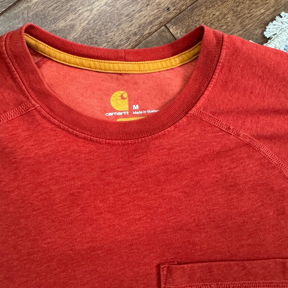 Carhartt Relaxed Fit Red Pocket Tee Size M - Picture 2 of 3